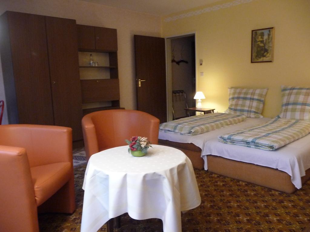 Hotel-Garni-Sonnenlay Verbandsgemeinde Verbandsgemeinde Bernkastel-Kues Kamer foto