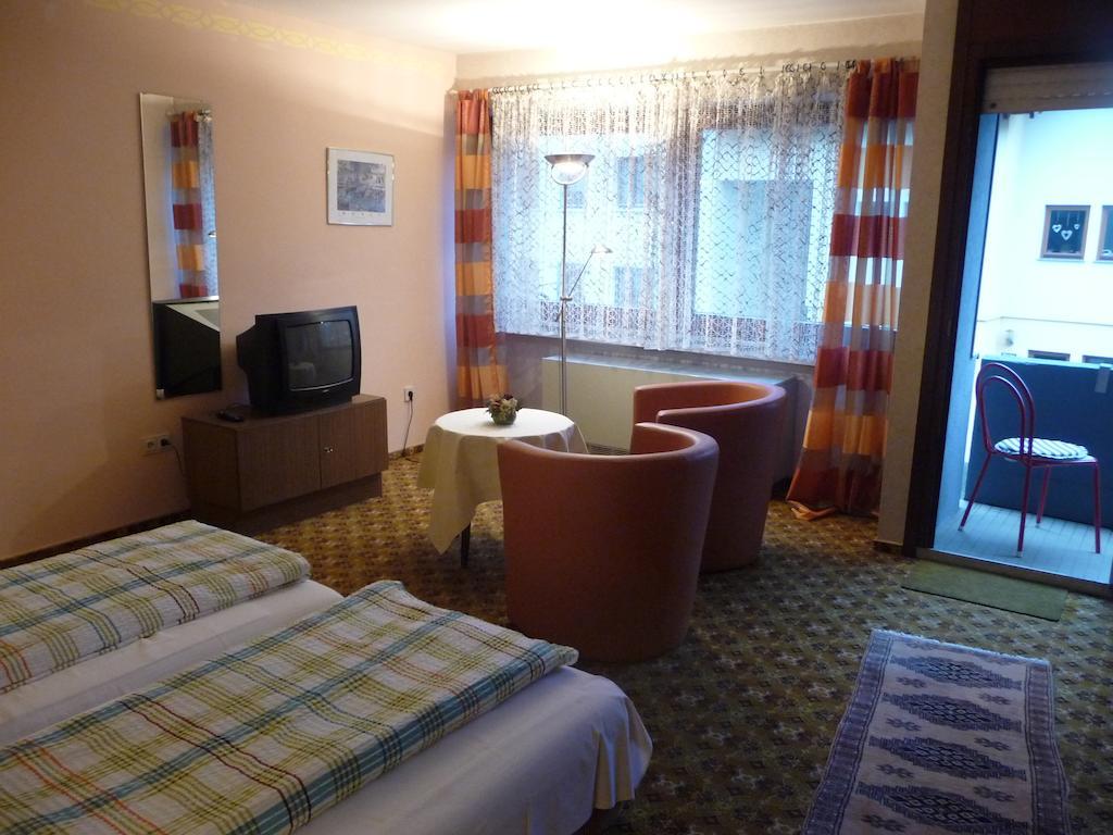 Hotel-Garni-Sonnenlay Verbandsgemeinde Verbandsgemeinde Bernkastel-Kues Kamer foto